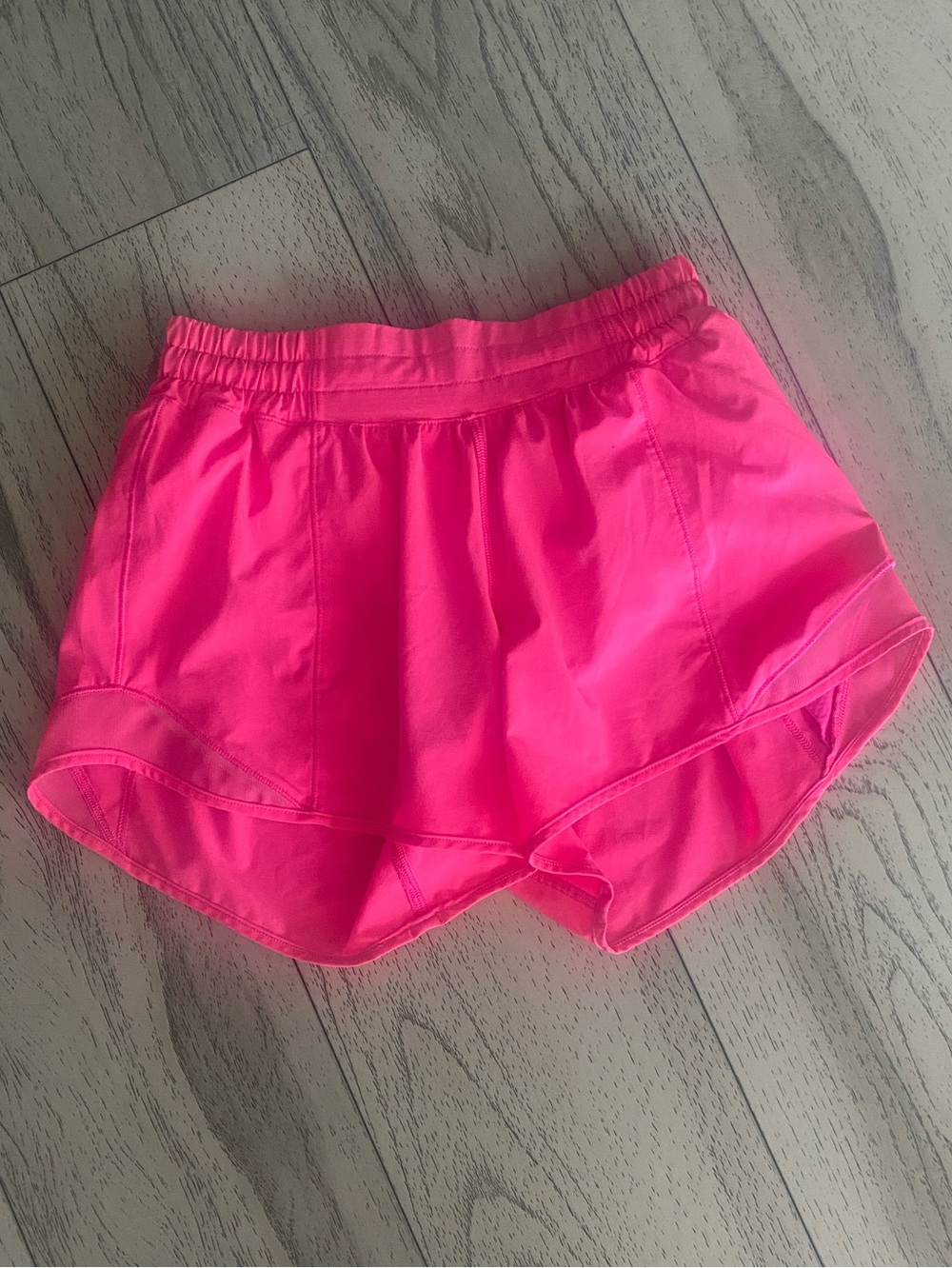 Lululemon Hotty Hot Shorts II In Ripened Raspberry 4” - Picture 3 of 15